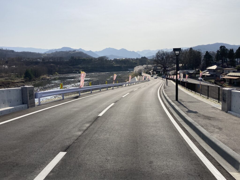 長野県東御市の海野宿橋親柱