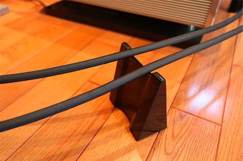 ケーブルインシュレーター　御影石製