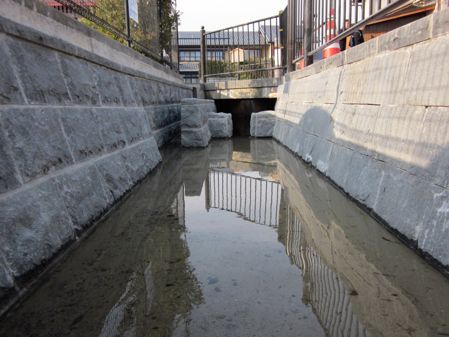 長野県長野市小鮒川の御影石