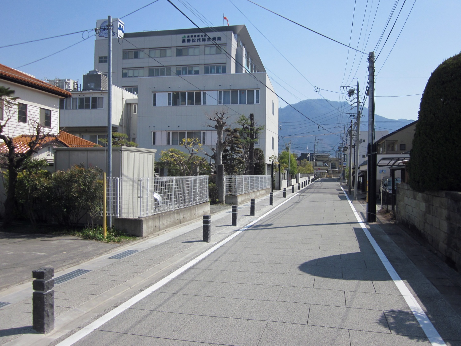 御影石の車止め