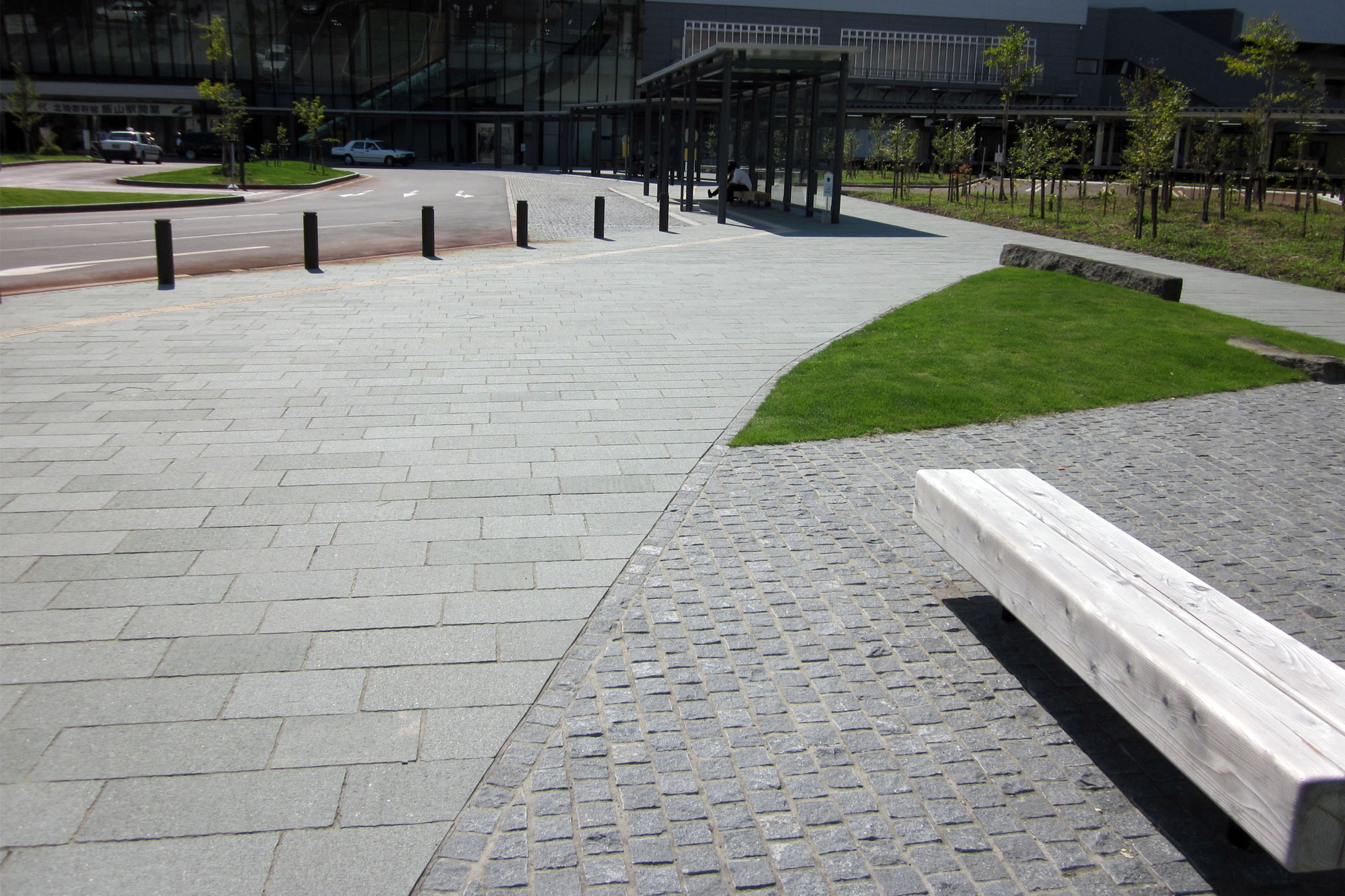 JR飯山駅千曲川口広場（飯山市）