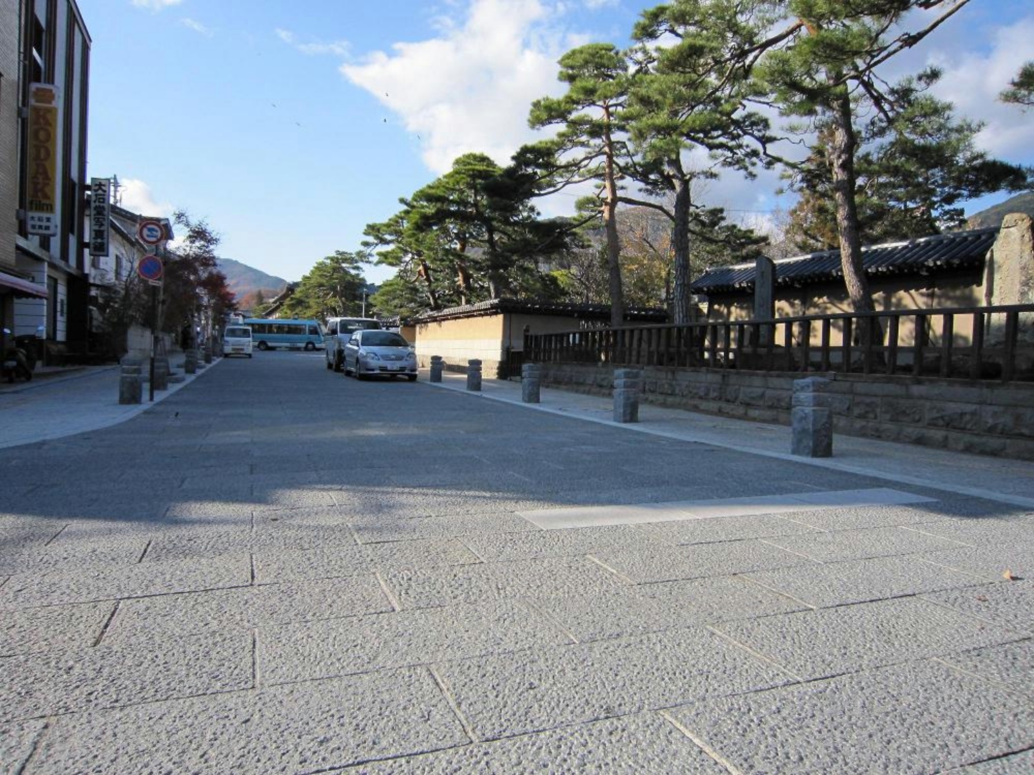 長野県善光寺周辺地区の石畳
