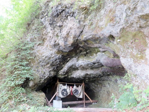 長野県中野市にある高社山