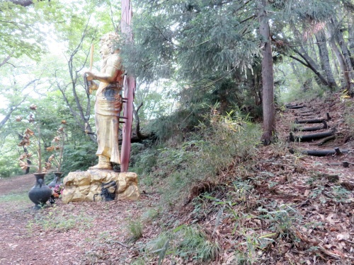 長野県中野市にある高社山