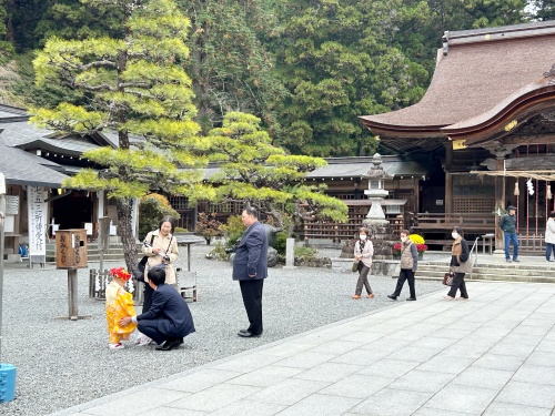 遠江国一宮小國神社　金運アップ！金銀石