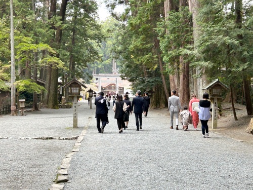 遠江国一宮小國神社　金運アップ！金銀石