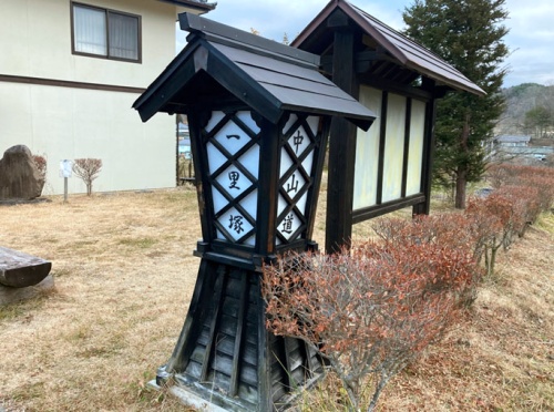 中仙道25番目の望月宿と26番目の芦田宿の間にある茂田井宿