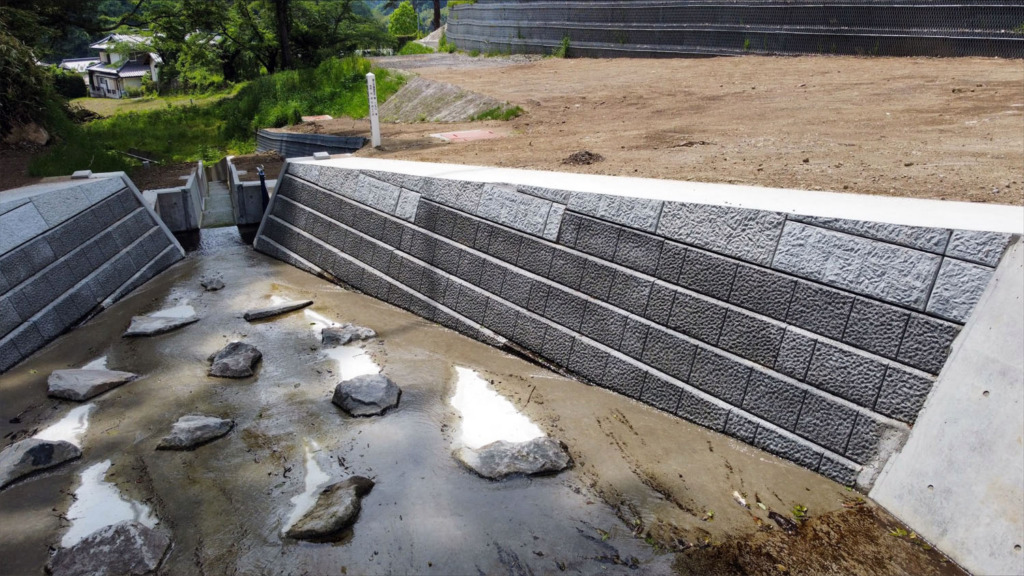 イージーウォール 一体型簡易積みブロック