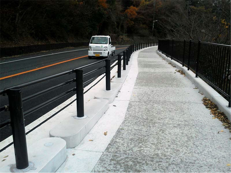 張り出し歩道APRON2