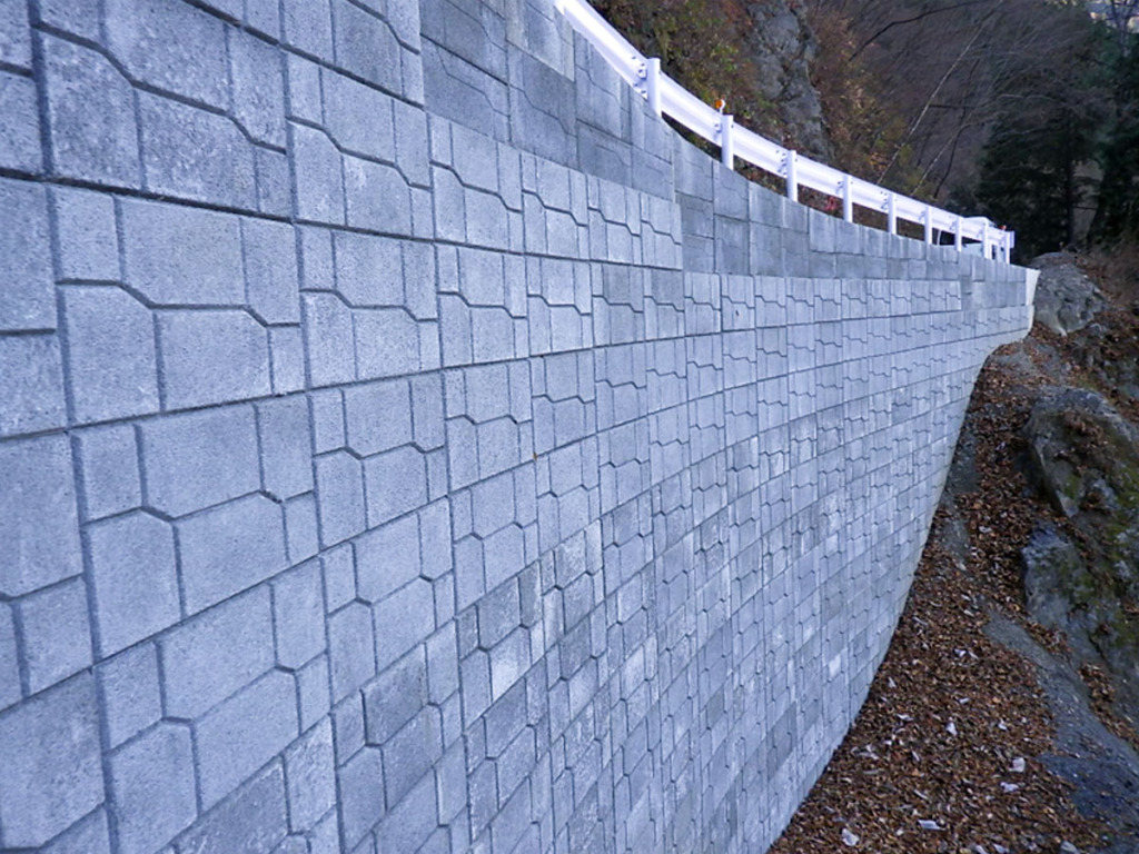 垂直擁壁ポラメッシュ