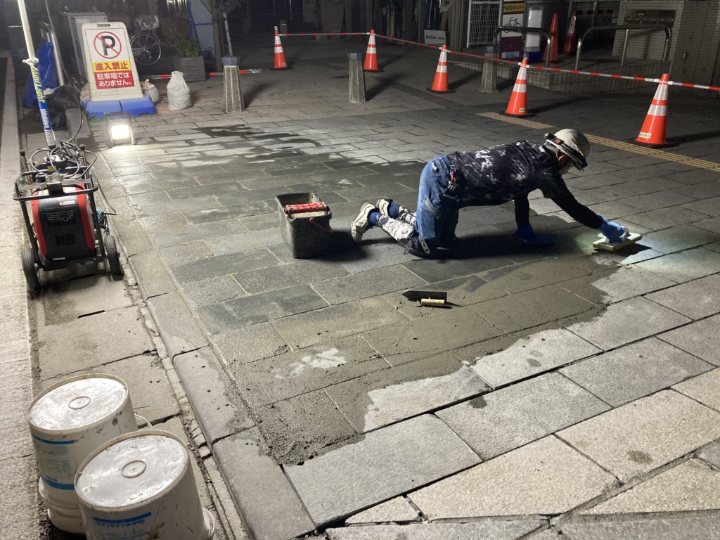 QT工法目地詰め